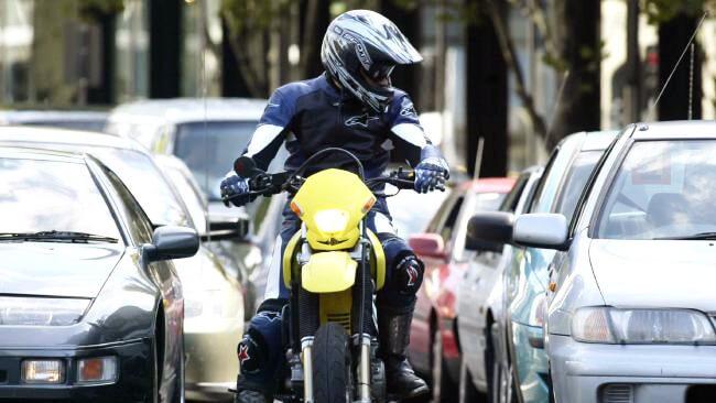 Filtering through traffic on a motorbike: What’s the deal? Image